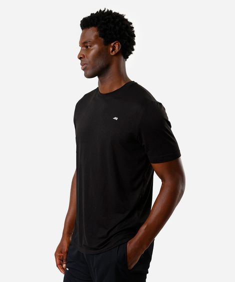 camiseta esportiva masculina estampada preta