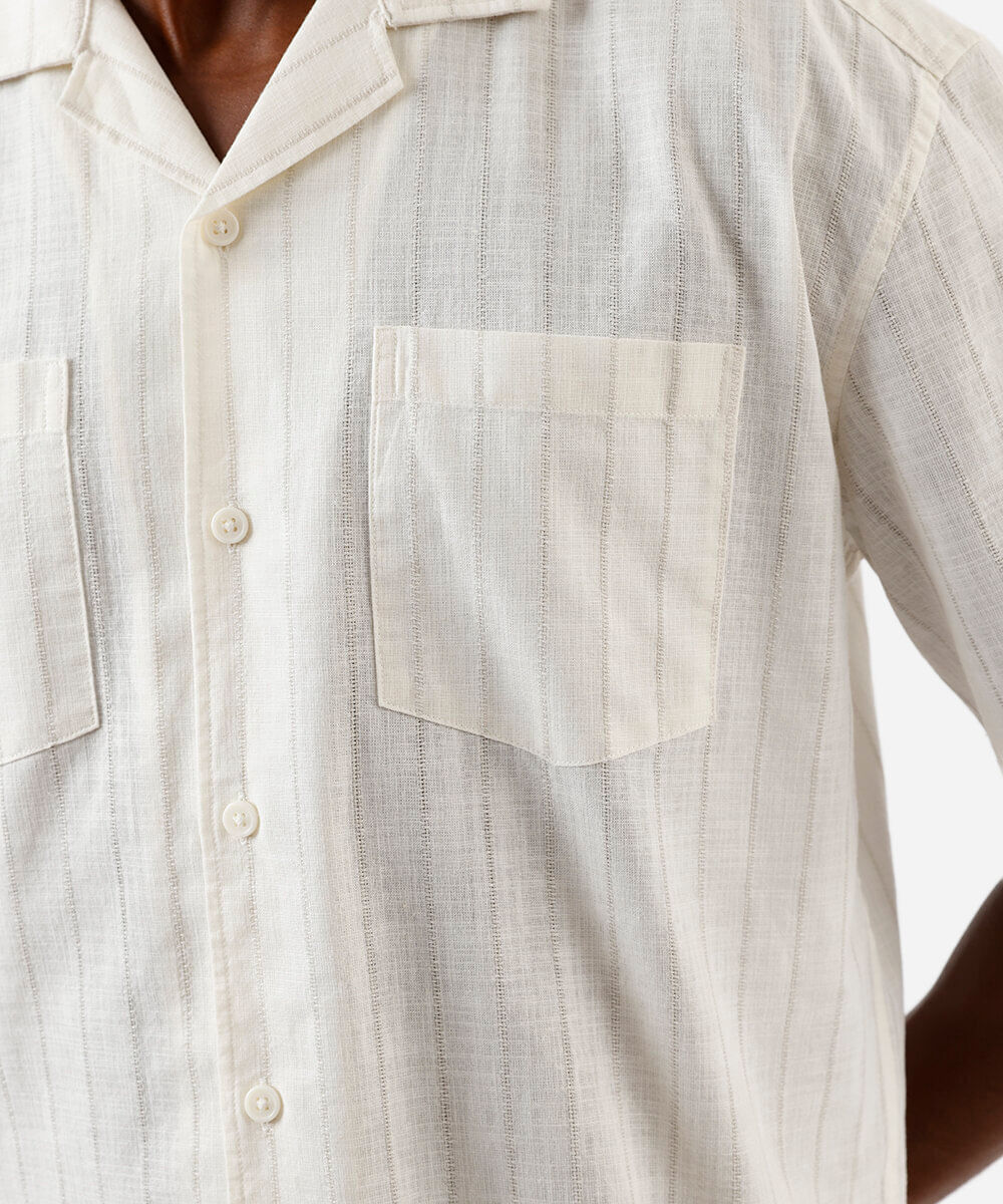 camisa relaxed masculina de algodão listrada branco