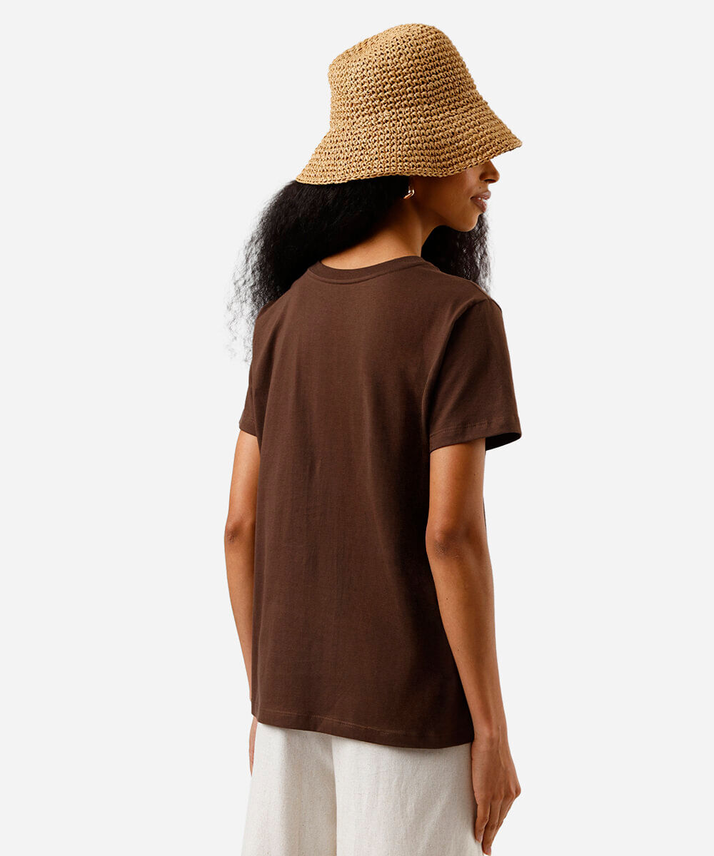 camiseta feminina de algodão fofoca club marrom