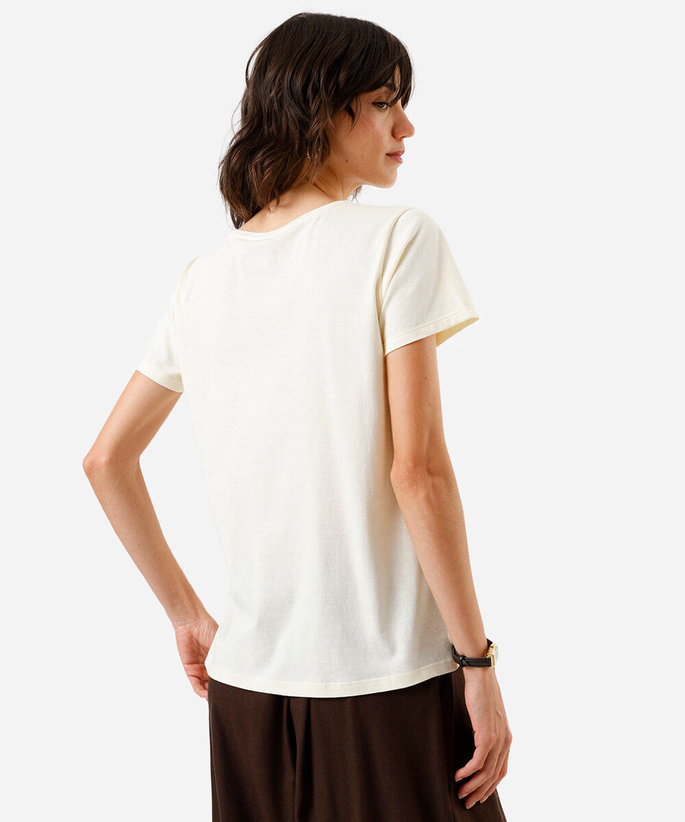 camiseta feminina salsicha bege