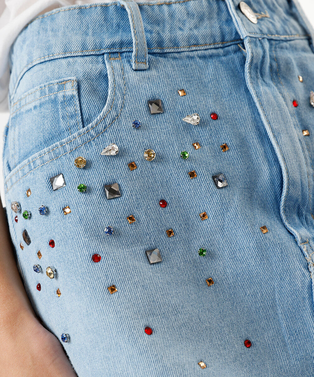 saia curta jeans brilhos coloridos azul