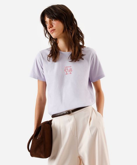 camiseta feminina escrita sorvete e vinho lilás