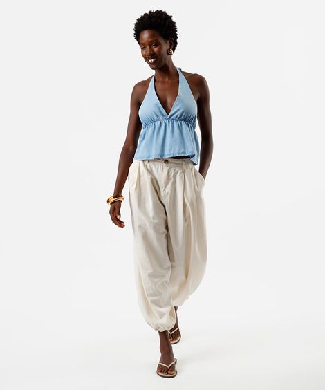calça balonê feminina de sarja com pregas off white