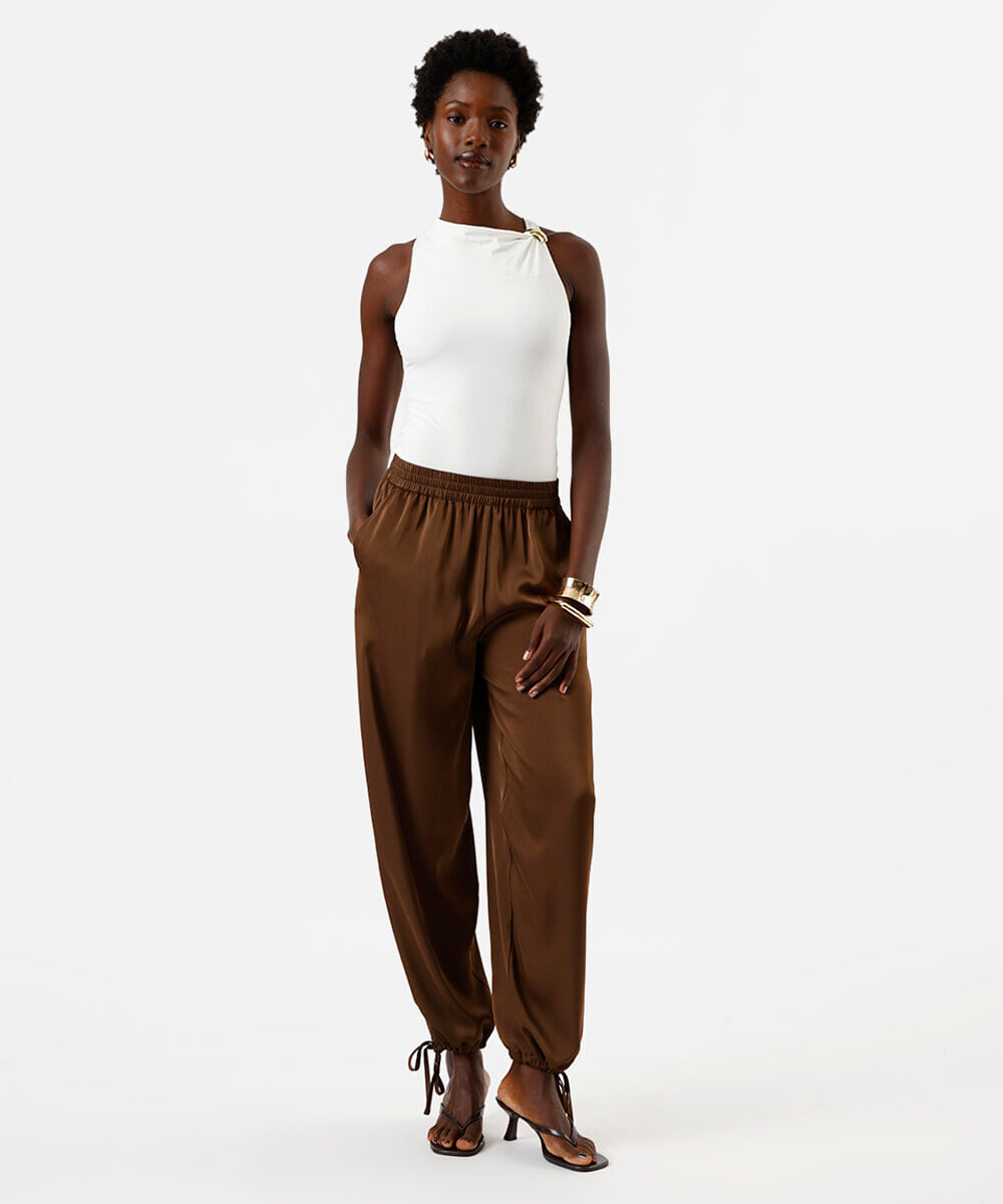 body feminino decote alto degagê com detalhe na alça off white