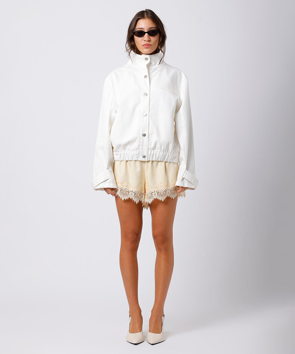 short feminino com linho e renda mindset amarelo