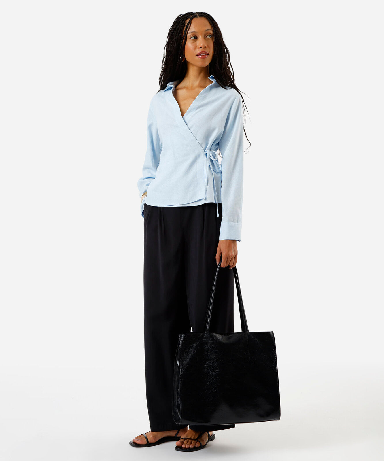 camisa feminina manga longa transpassada com linho azul