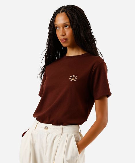 camiseta feminina com algodão e fivela marrom