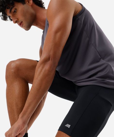 bermuda masculina com bolsos preta