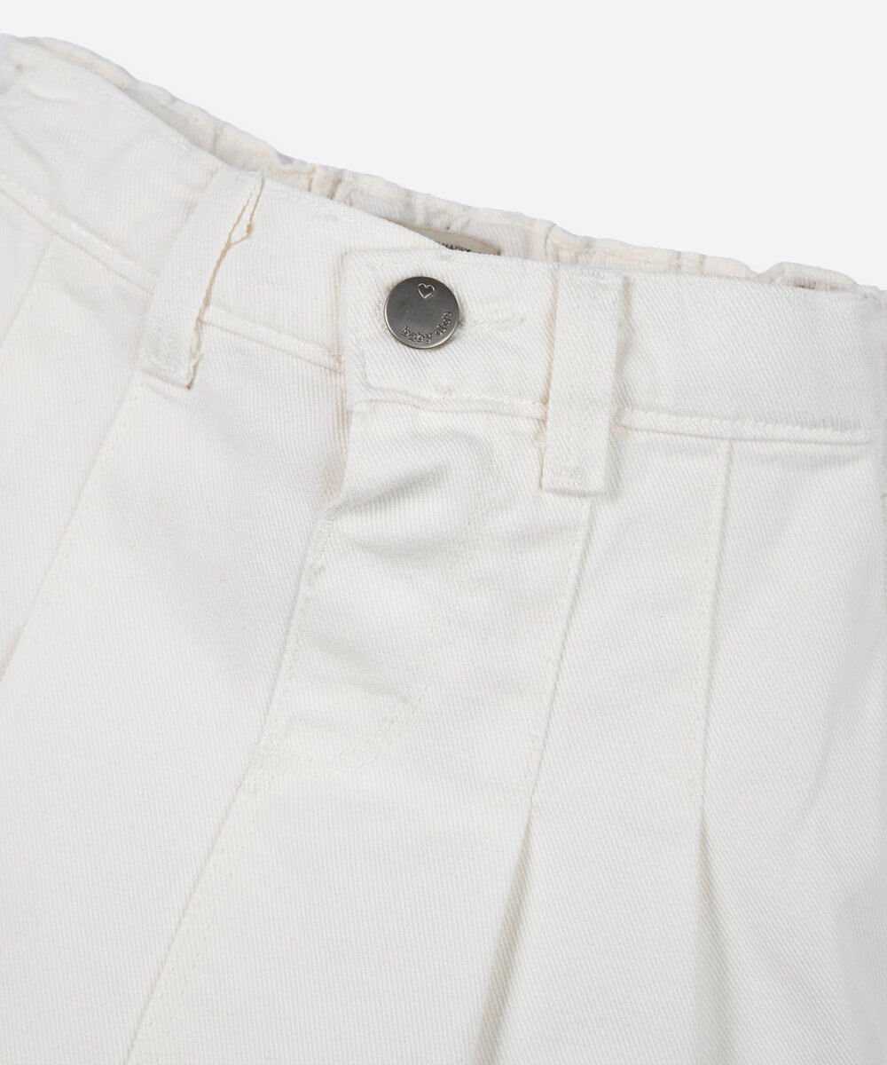 short saia infantil sarja pregas off white