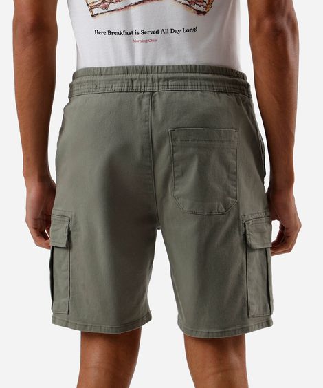 bermuda cargo masculina de sarja cós elástico verde