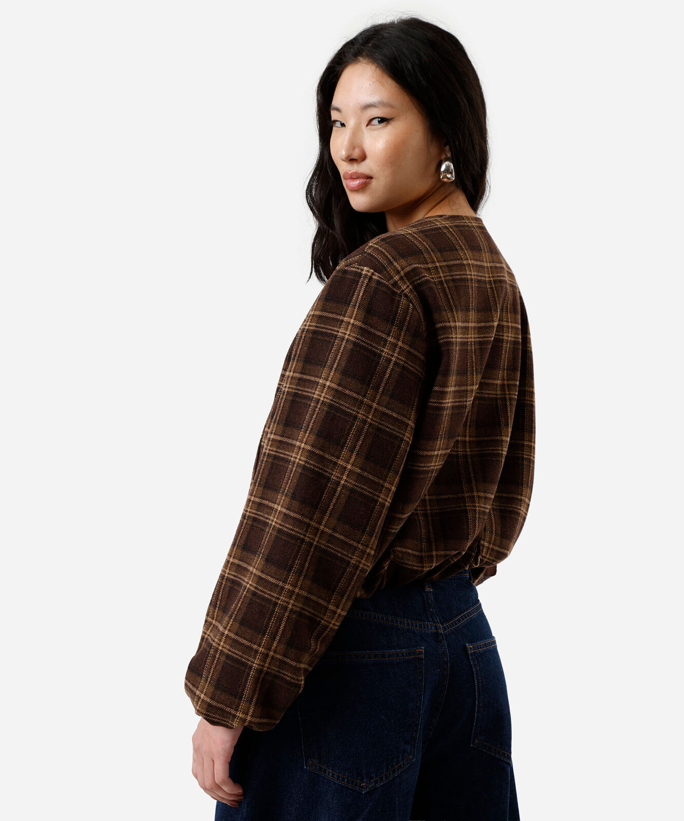 jaqueta bomber feminina com lã xadrez marrom