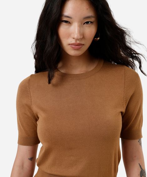 blusa cropped feminina de tricot manga curta marrom