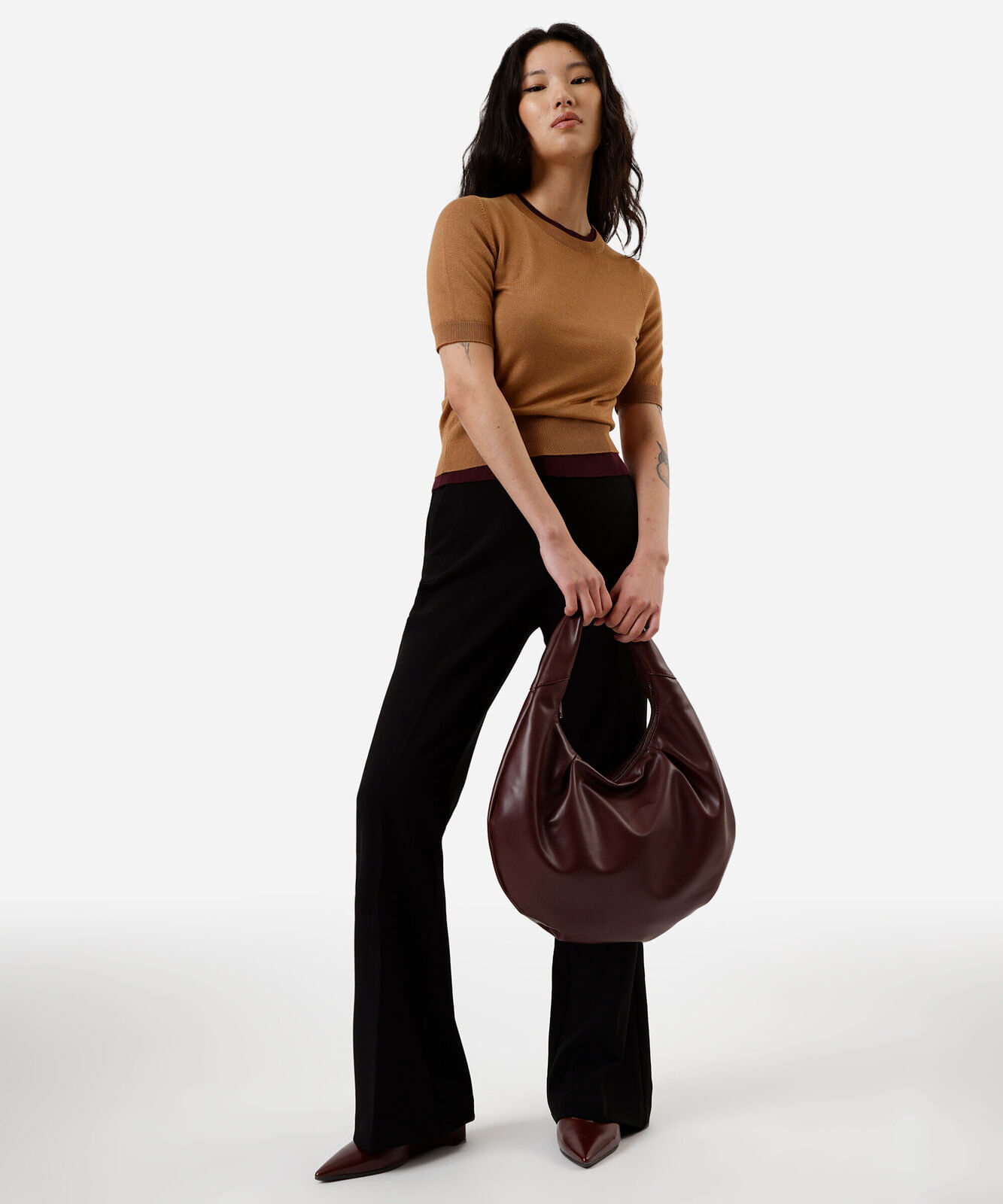 blusa cropped feminina de tricot manga curta marrom