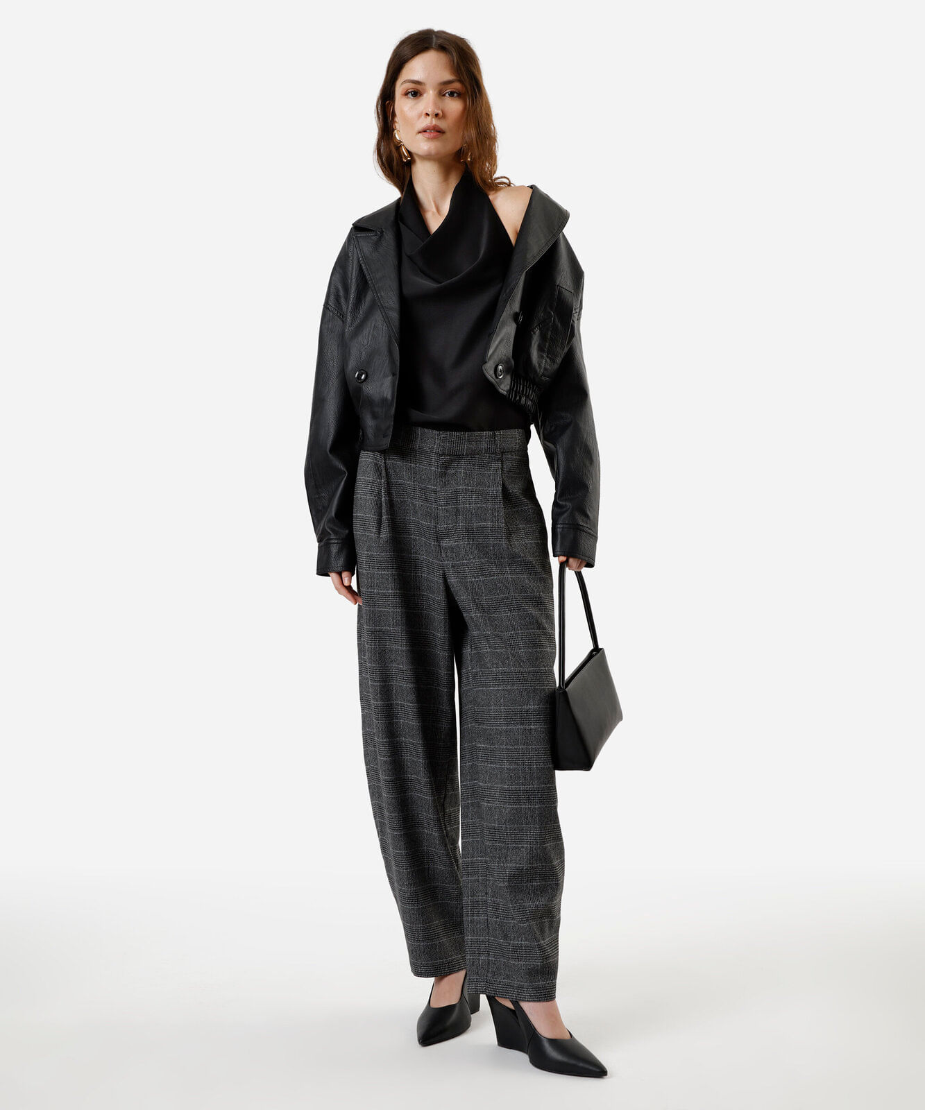 blusa frente única feminina de poliamida preta