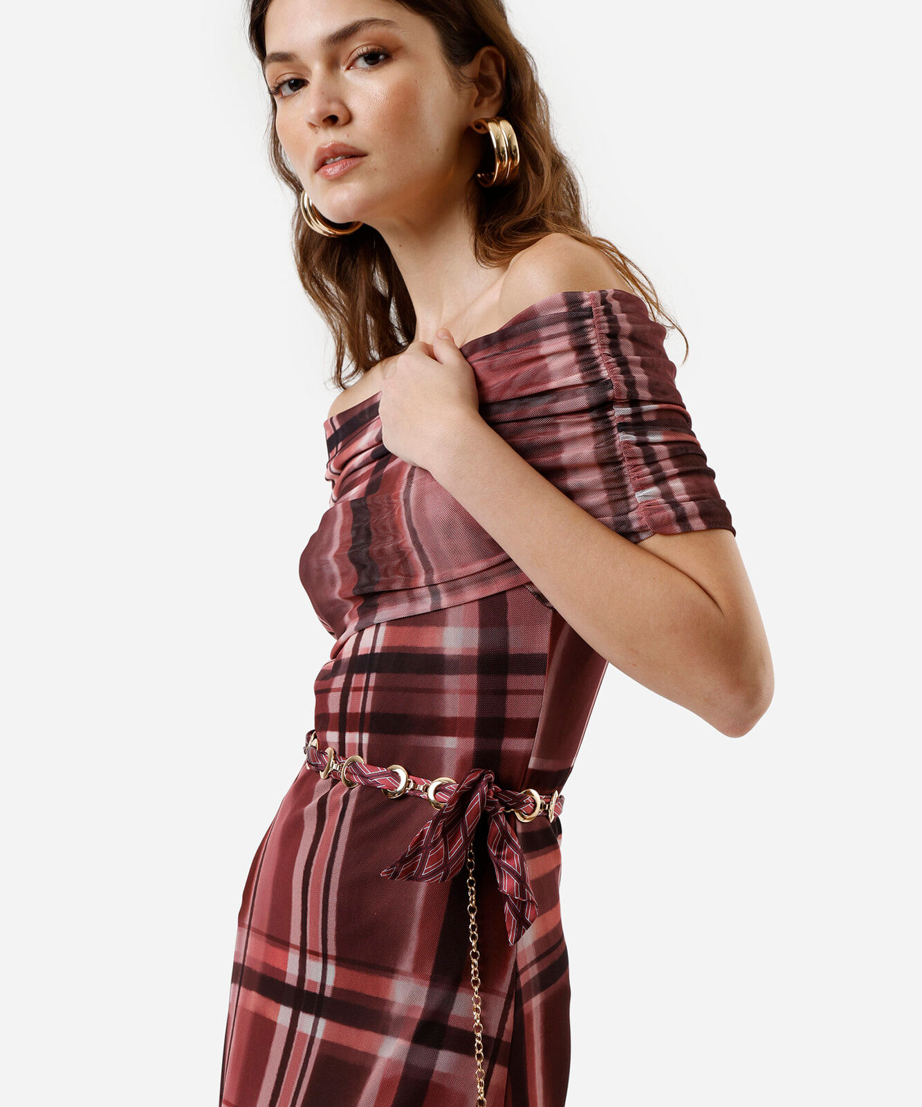vestido longo feminino de tule ombro a ombro com franzido xadrez vinho