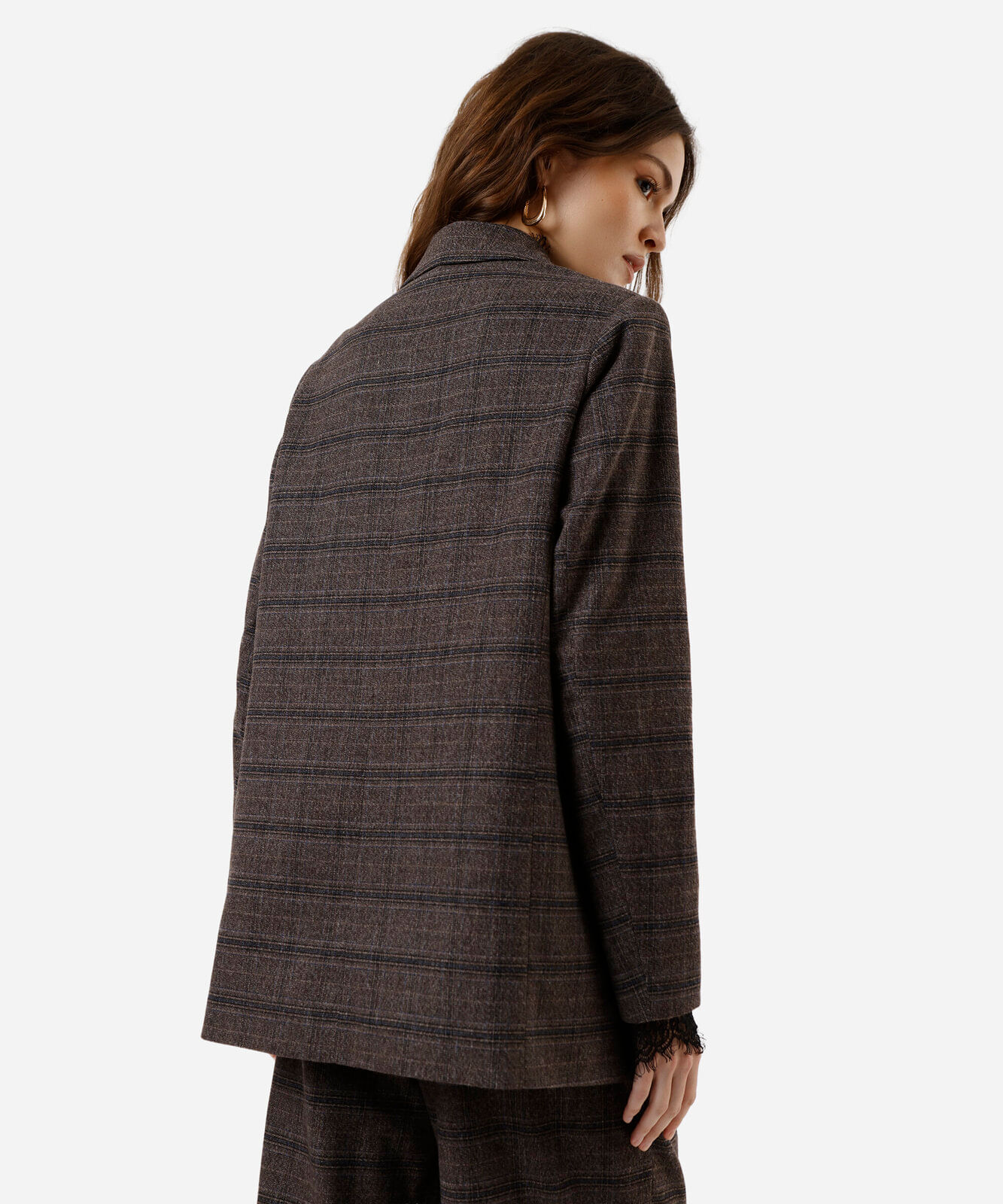 blazer de alfaiataria feminino  xadrez oversized marrom