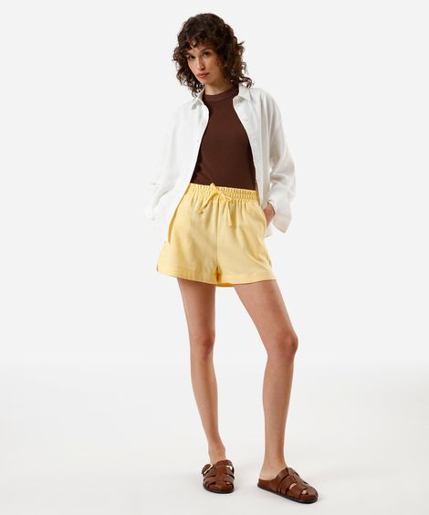 short feminino com linho cós elástico amarelo