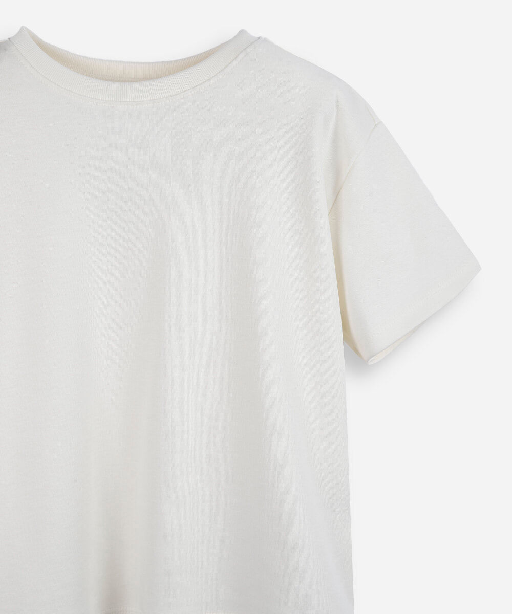camiseta infantil de algodão peruano com mangas curtas off white