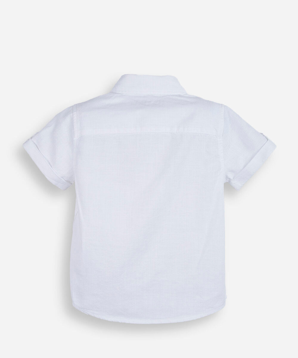camisa de algodão infantil com mangas curtas e botões branca
