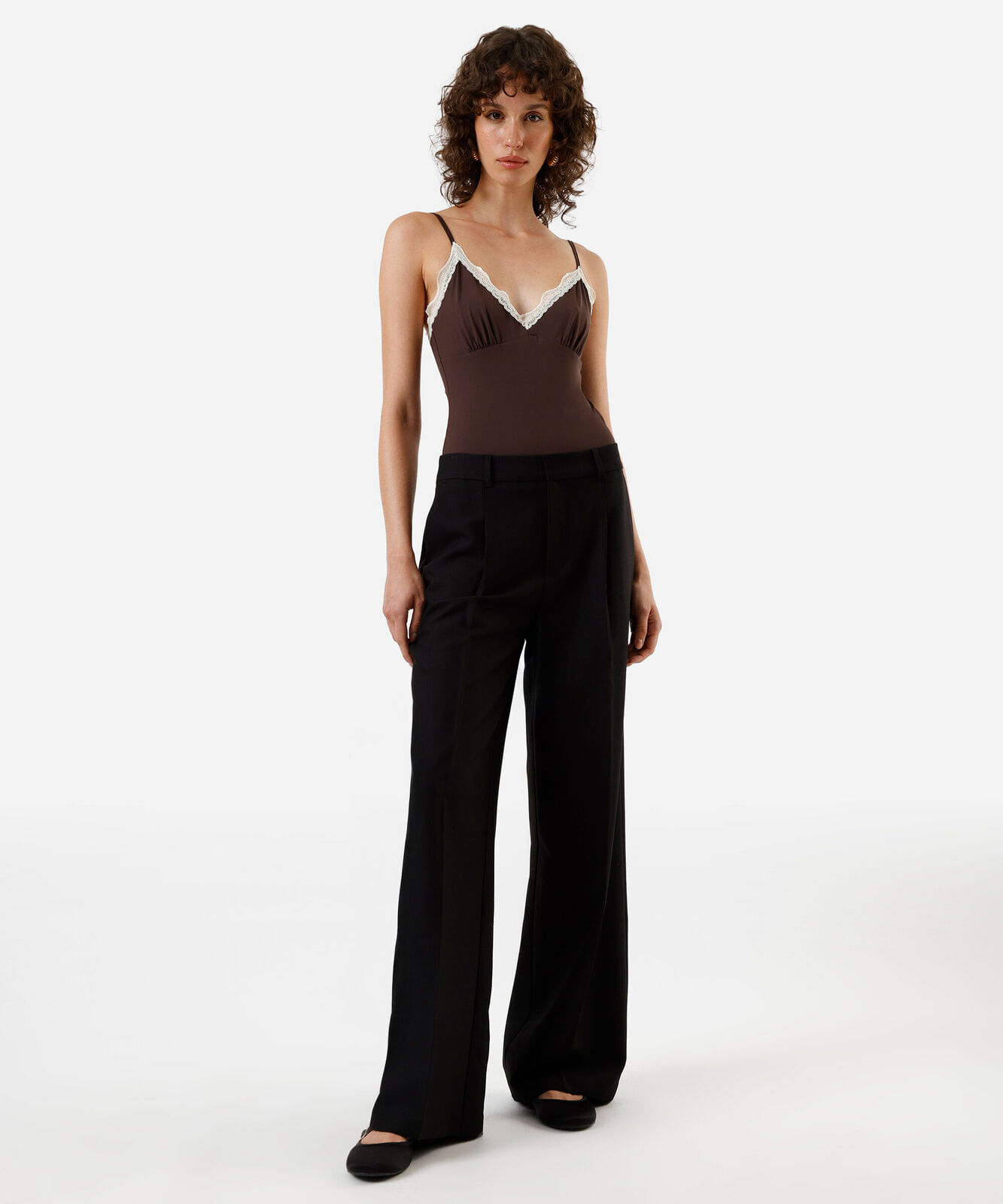 body feminino de poliamida com renda marrom