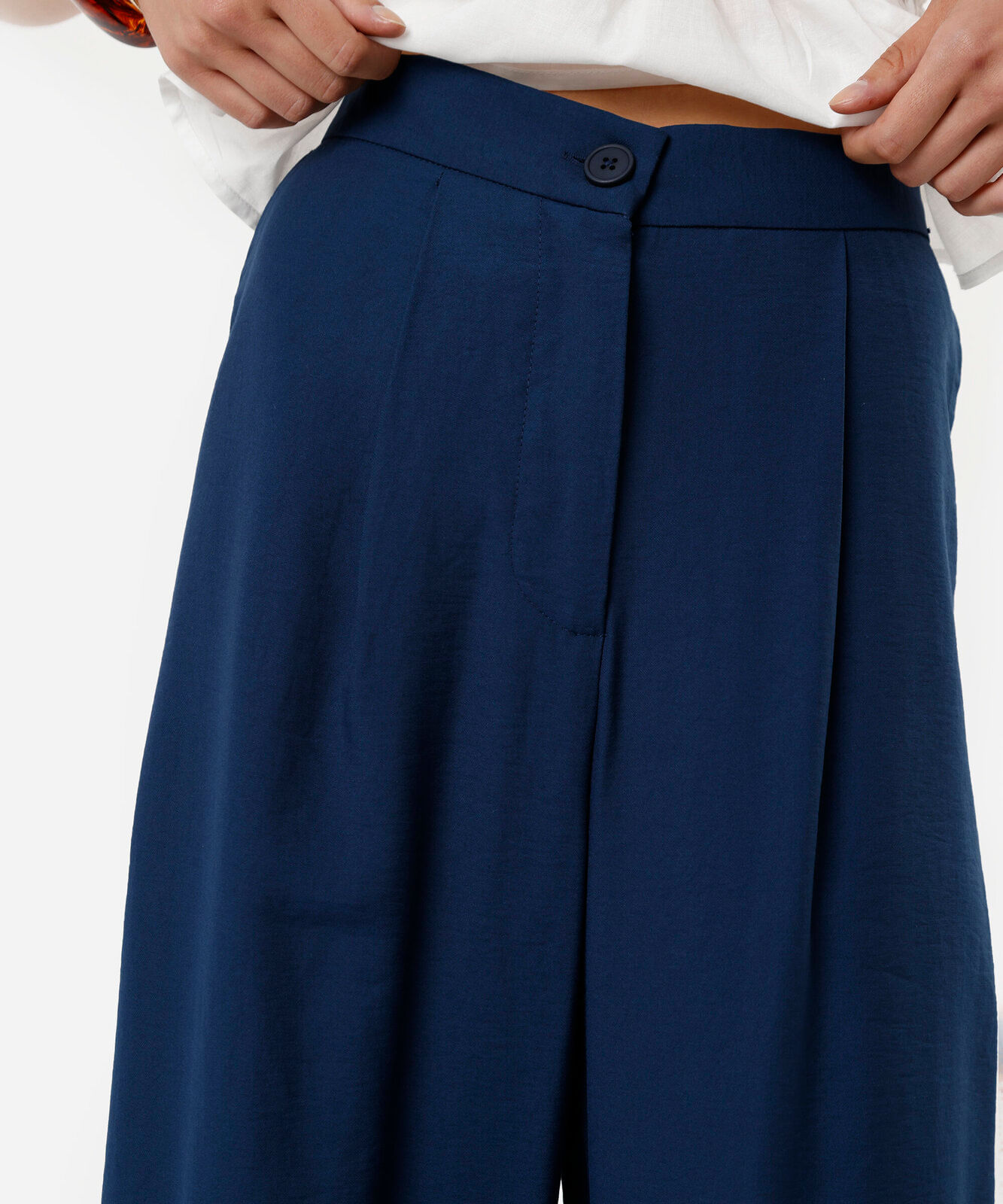 calça wide leg feminina de viscose texturizada azul