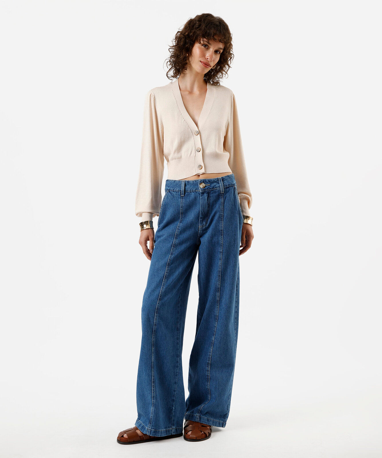 cardigan cropped feminino de tricot bege