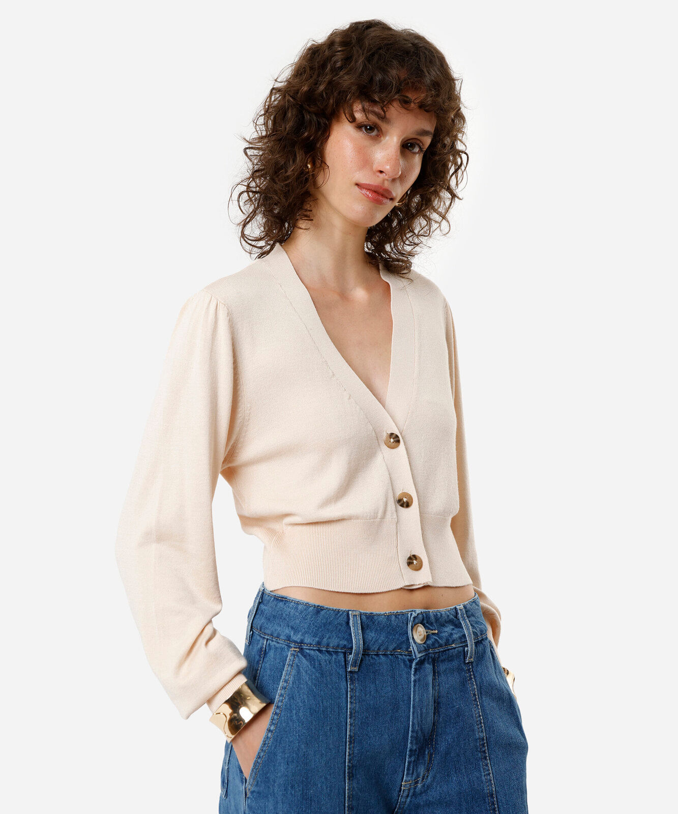 cardigan cropped feminino de tricot bege