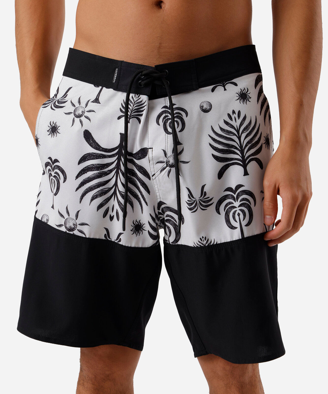 short boardshort masculino com recorte folhagens colorido