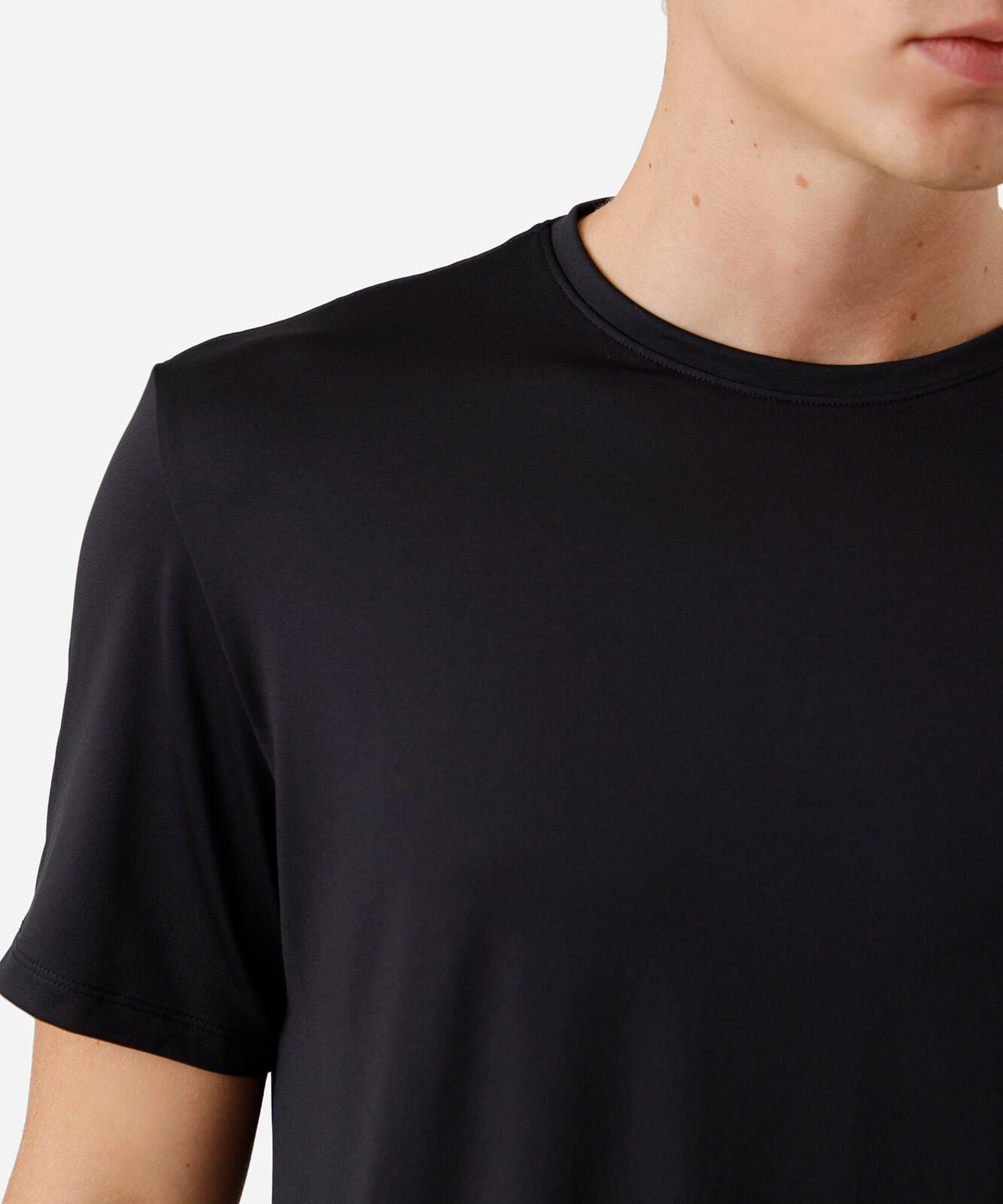 camiseta esportiva masculina manga curta preto
