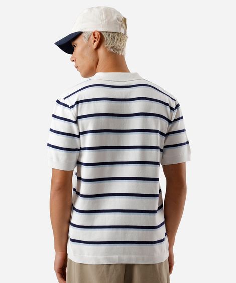 polo box fit masculina de tricot listrada off white