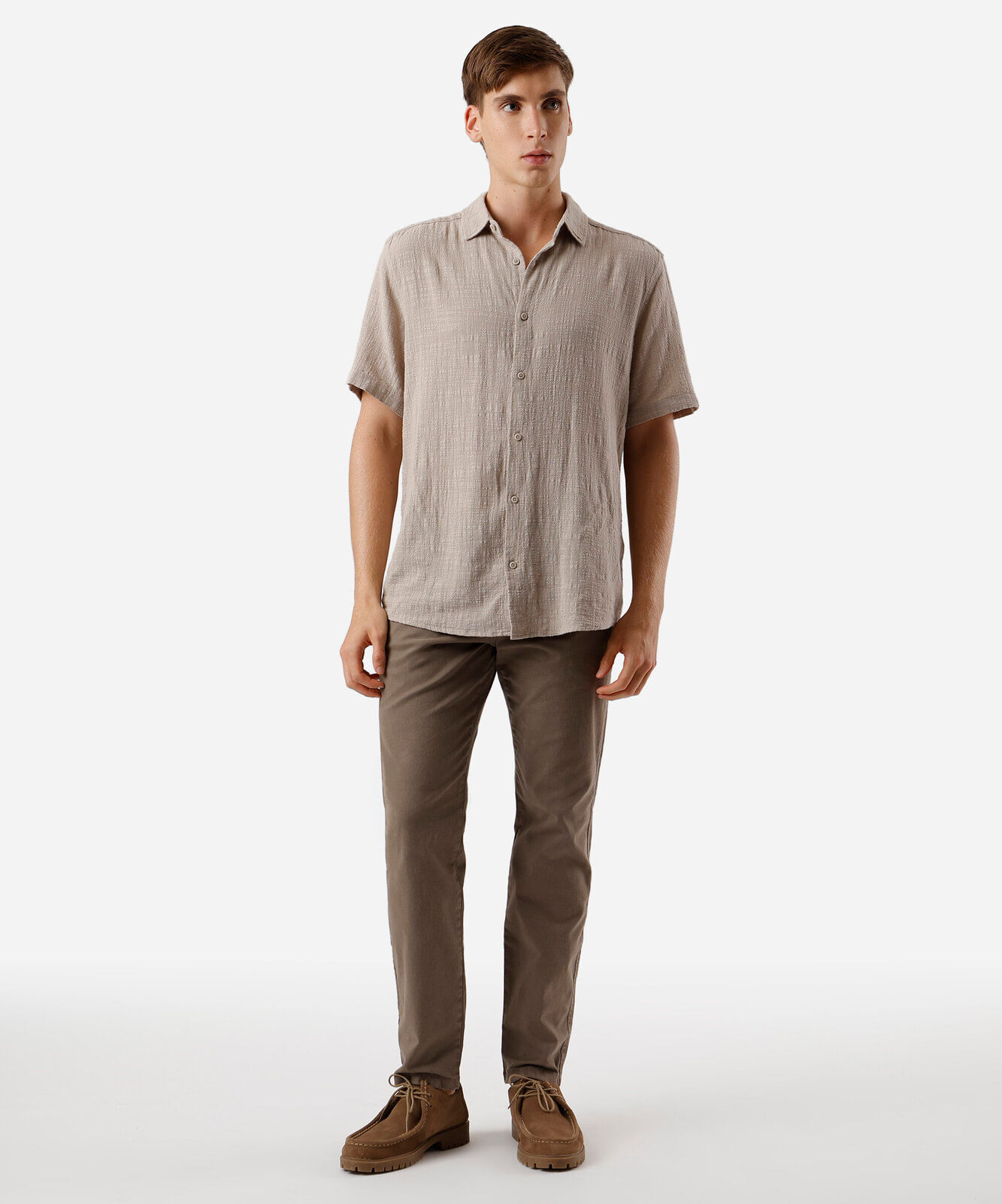 calça chino slim masculina de sarja cinza