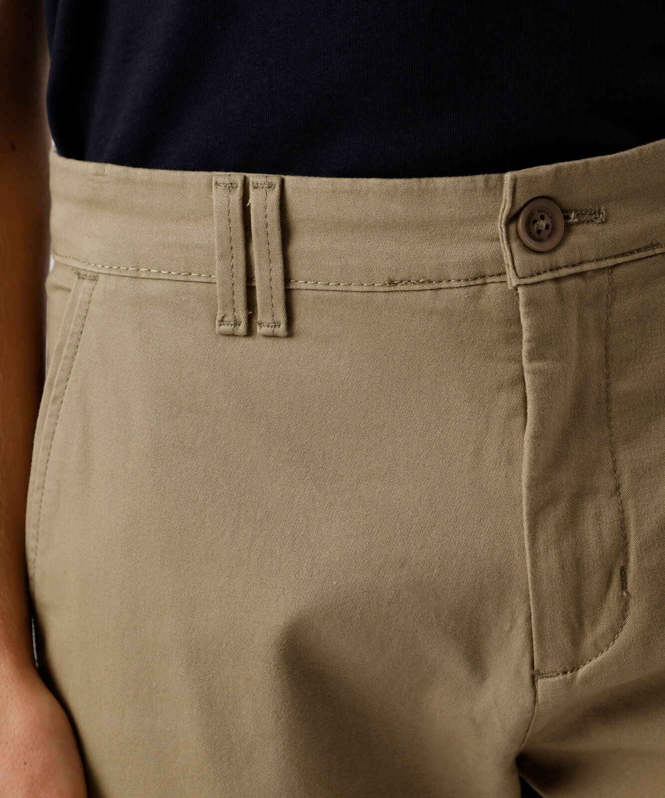 calça slim masculina de sarja bege