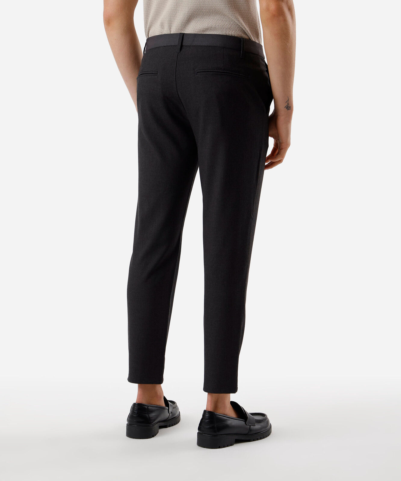 calça chino slim de alfaiataria masculina com elástico no cós cinza