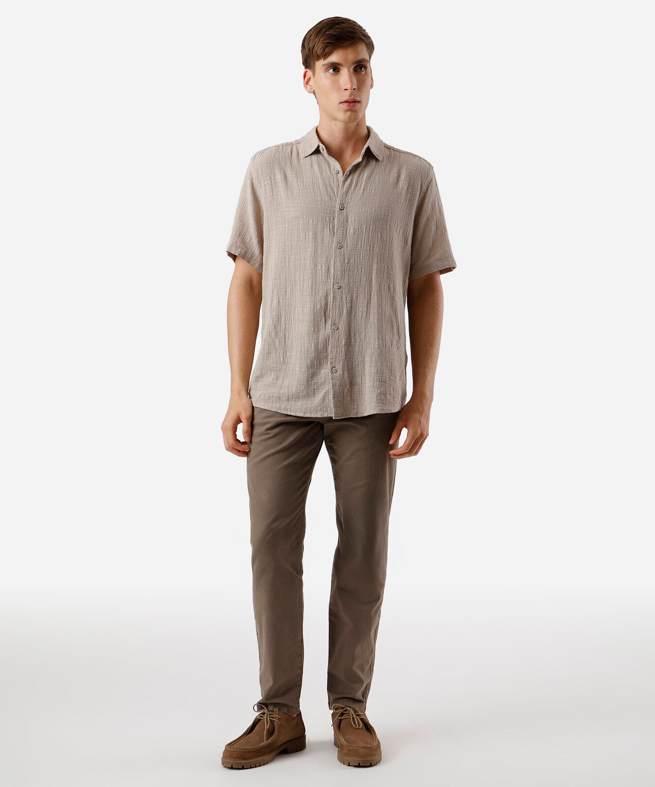 camisa texturizada manga curta algodao - kaki claro