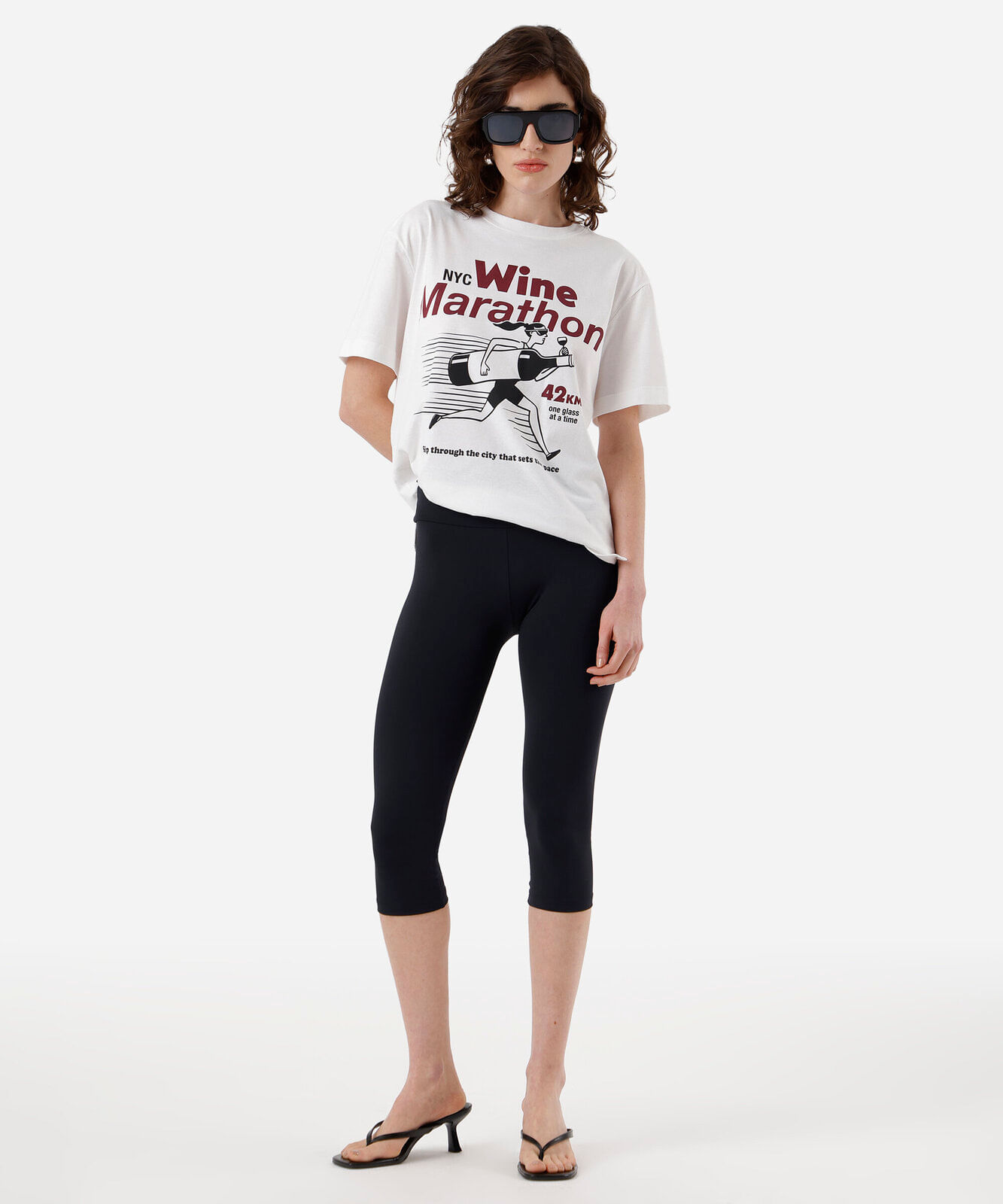 camiseta feminina de algodão estampa oversized off white