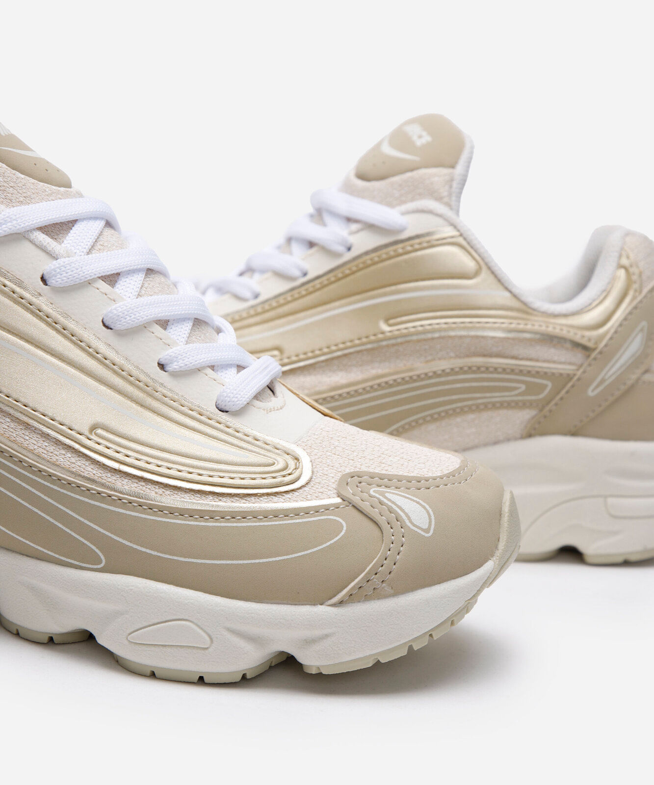 tênis esportivo feminino metalizado ace bege