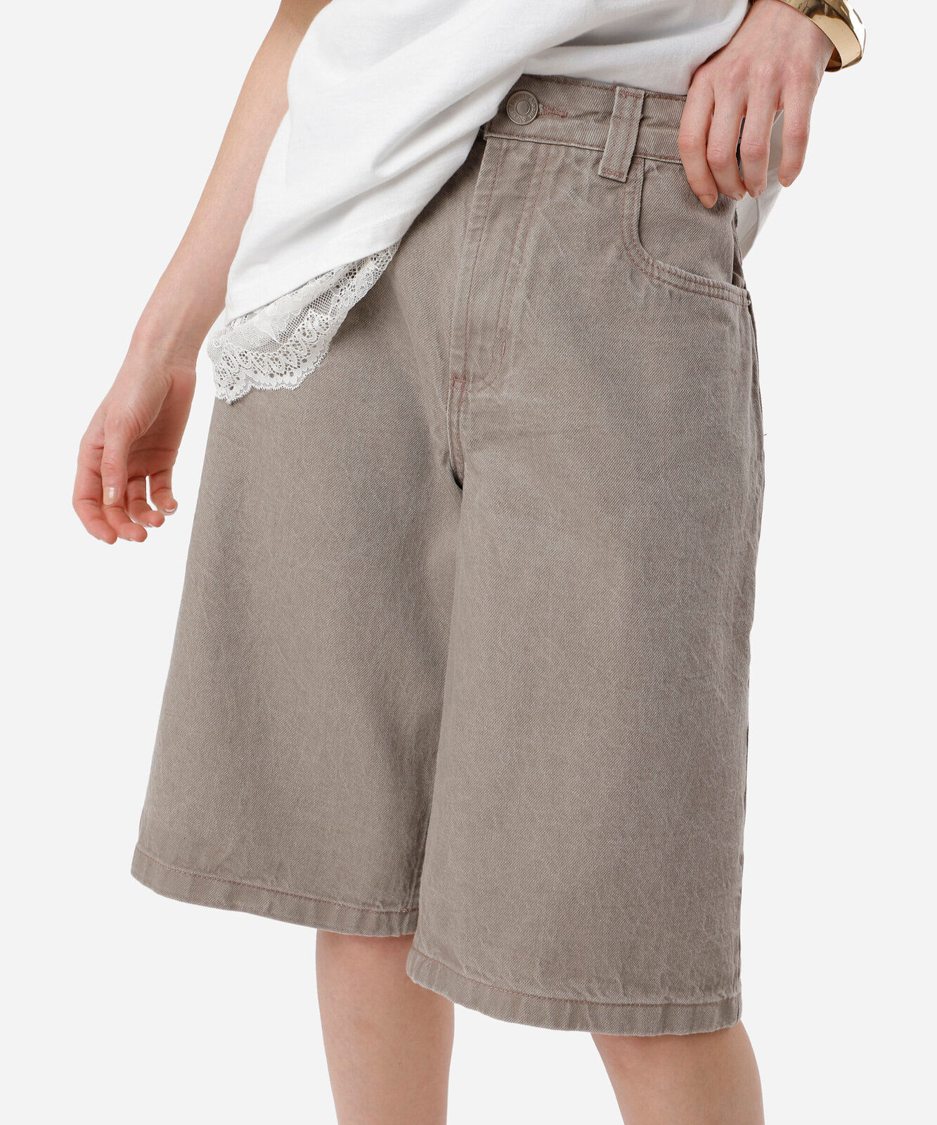bermuda jorts feminina de sarja cintura média bege