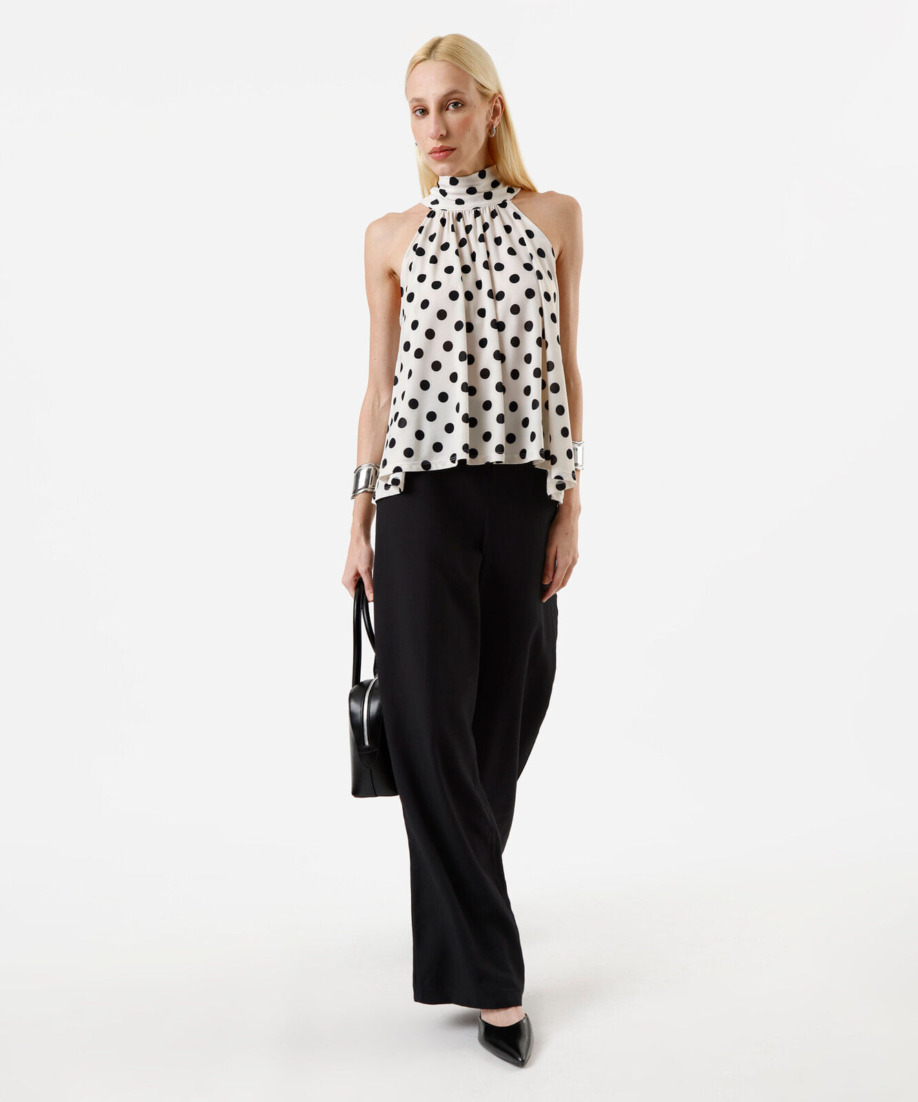 blusa halterneck feminina com amarração poá off white