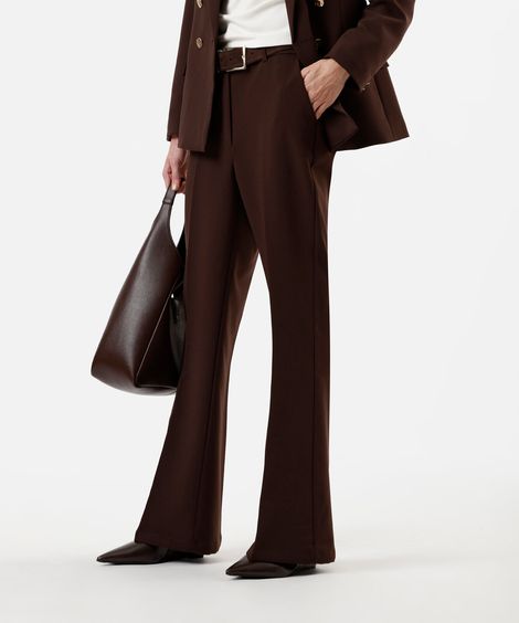 calça flare de alfaiataria feminina com cinto marrom