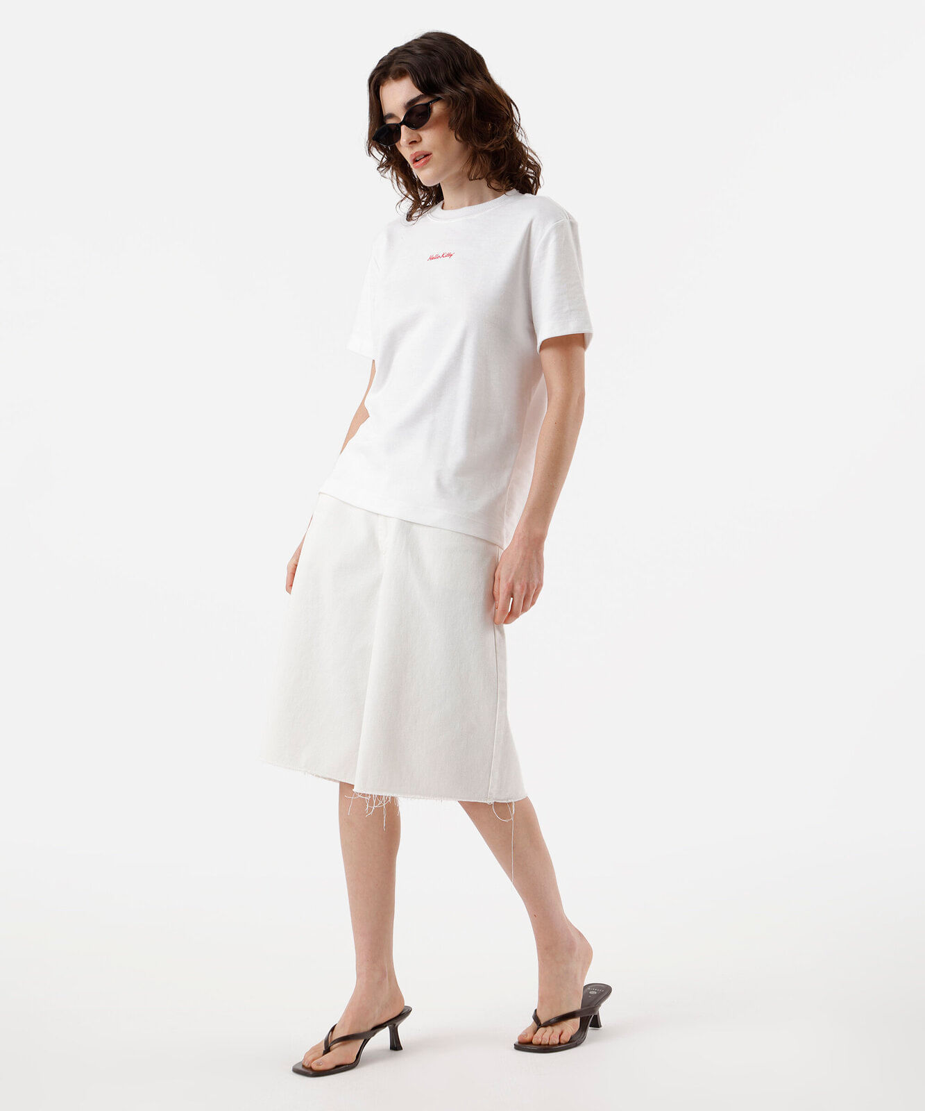 camiseta feminina com algodão hello kitty off white