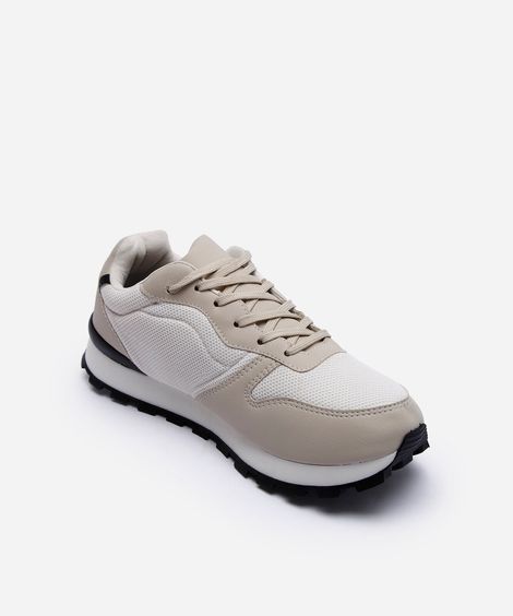tênis casual com recortes off white