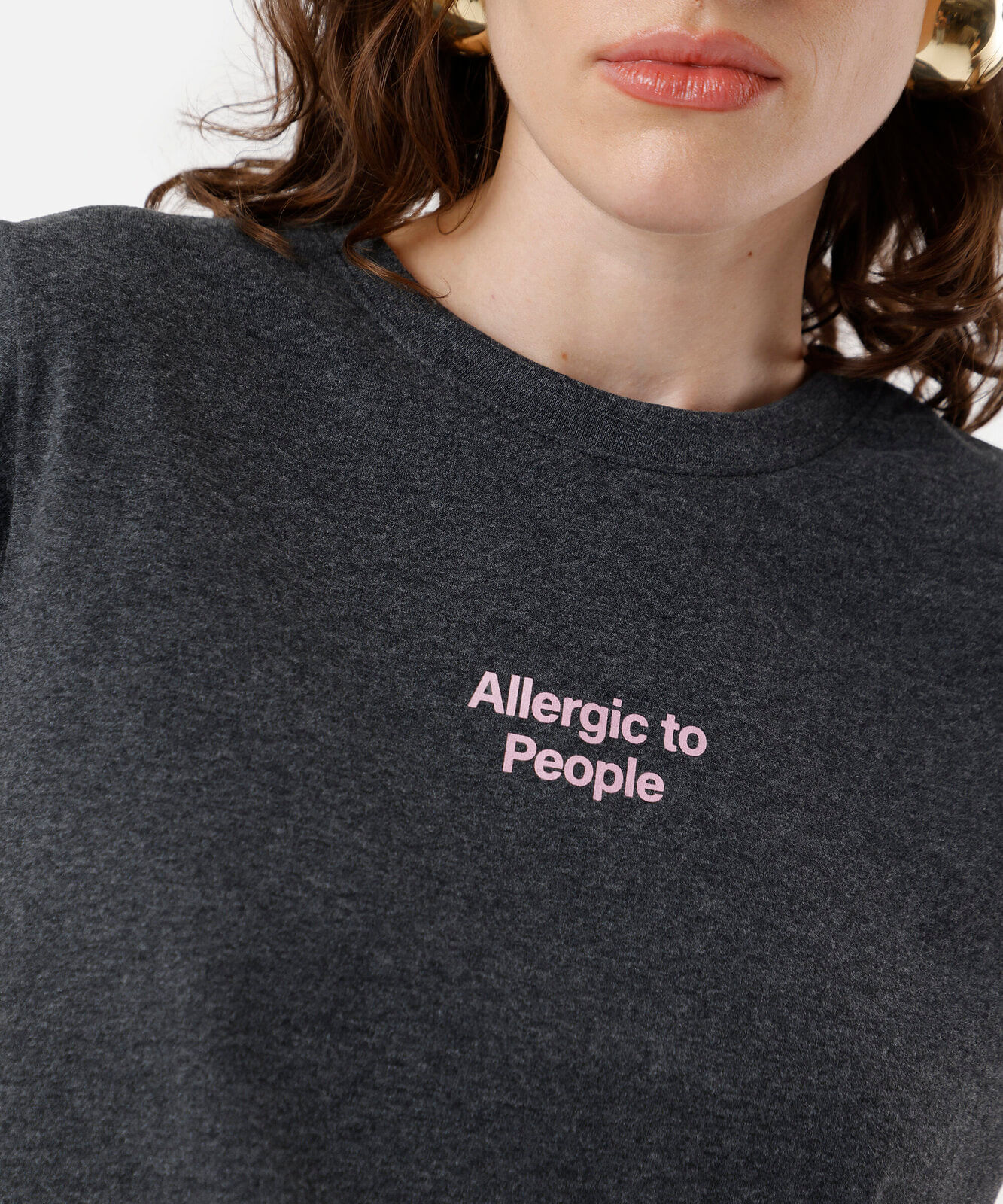 camiseta feminina com algodão estampada cinza