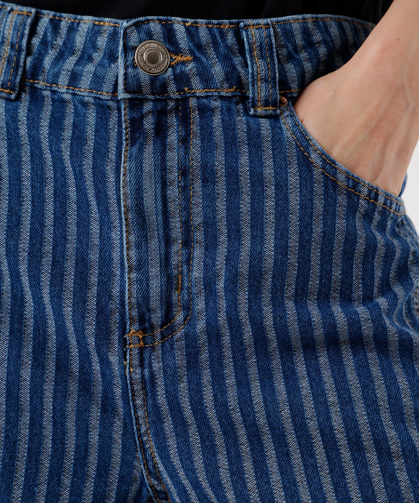 short feminino jeans cintura média listrado azul
