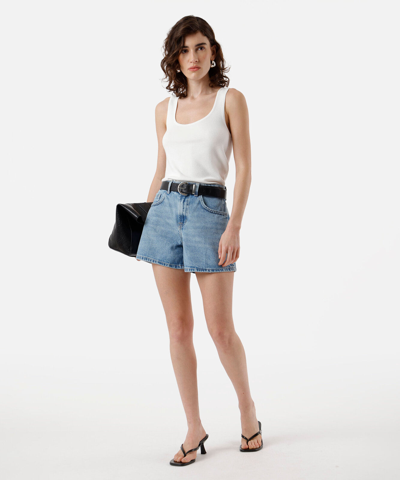 short jeans feminino cintura alta azul