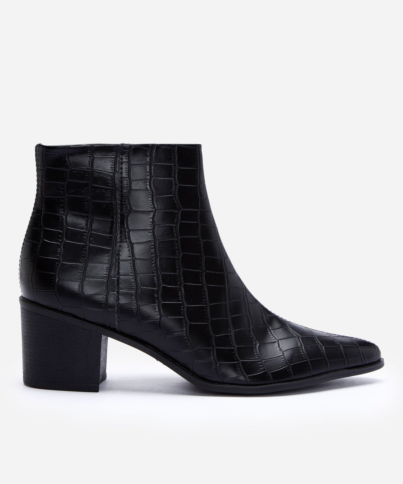 bota western cano curto bico fino croco preta