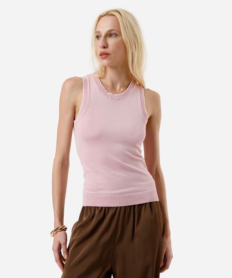 regata feminina de tricot com detalhe rosa