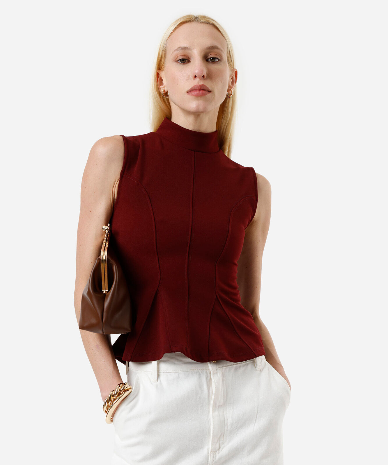 regata peplum feminina gola alta com recortes vinho