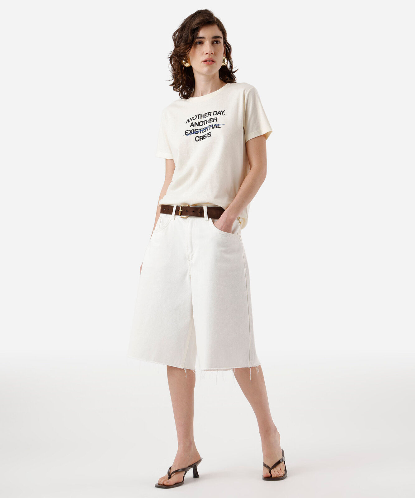 camiseta feminina de algodão estampada amarela