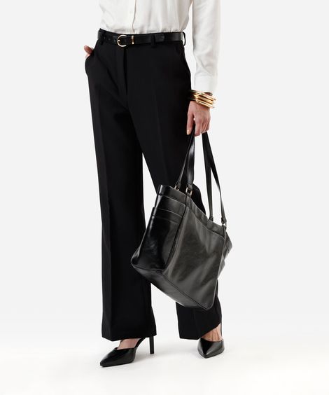 calça flare feminina de alfaiataria com cinto preta