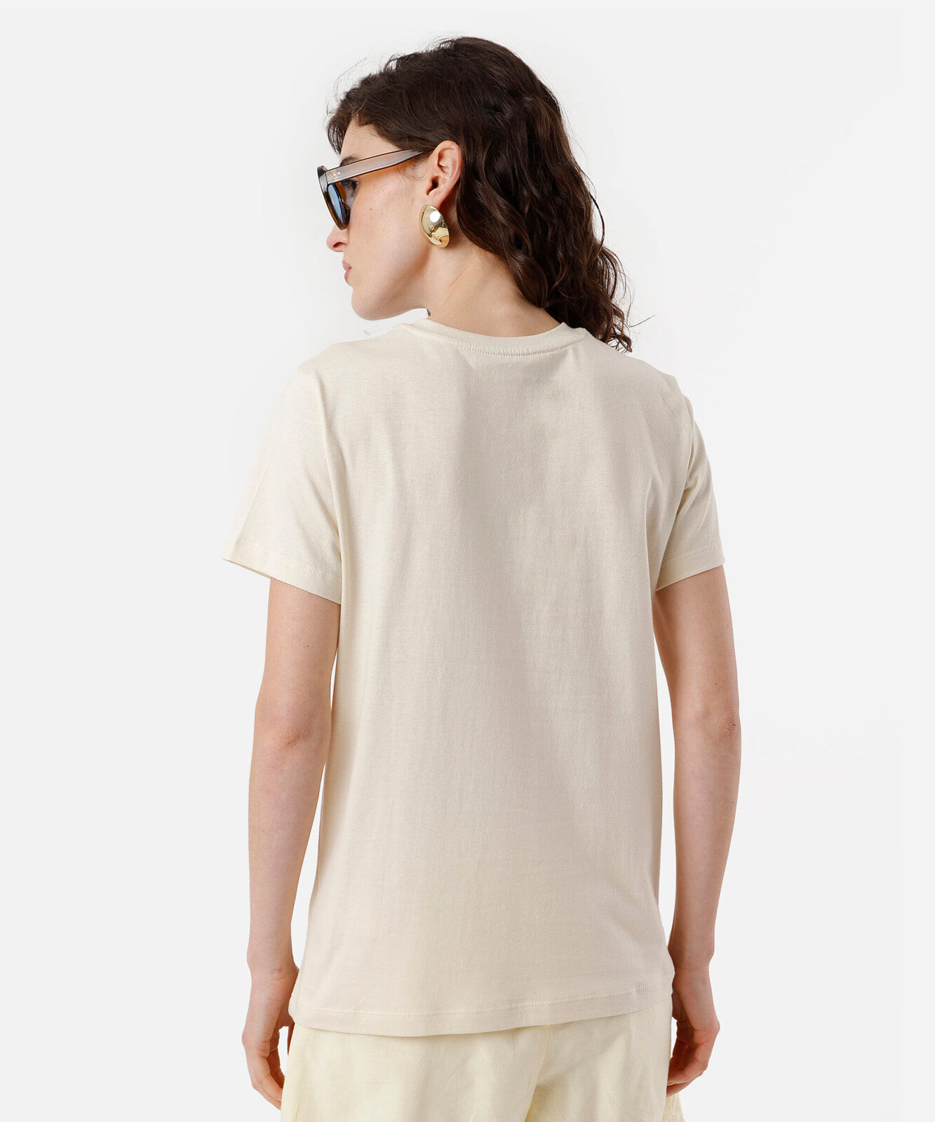 camiseta feminina de algodão estampada bege